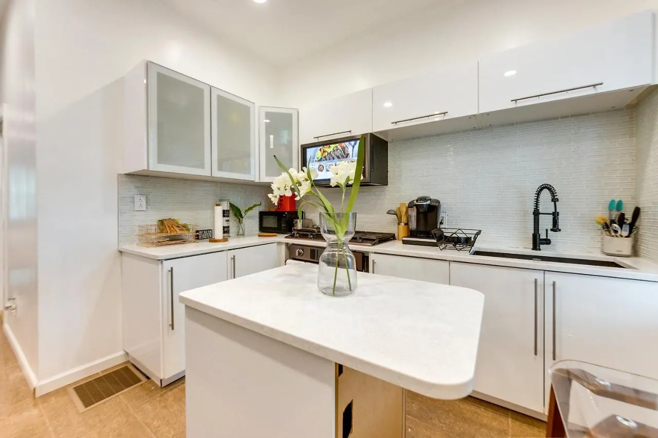 Stylish St Louis Gem With Fire Pit Access! Apartman Saint Louis